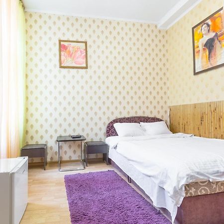 Квартира В Центрі На Вулиці Шевченка 12 Дуже Комфортна Недалеко Біля Вокзалу Lviv Extérieur photo